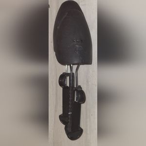 Shoe Gear Shoe trees pair